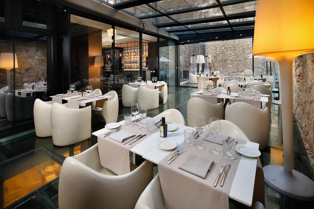 Olivia Plaza Hotel Barcelona 4*,