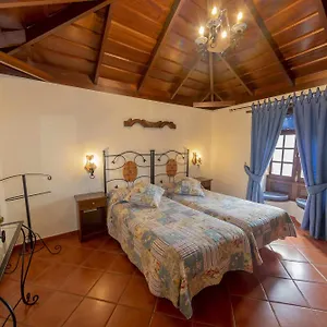casa-rural-monte-del-agua.in-canary-islands.com/